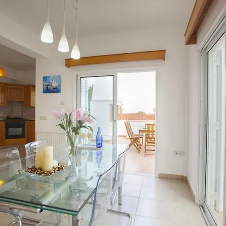 Imagine Renting A With Very Large Pool Protaras 98 Villa *